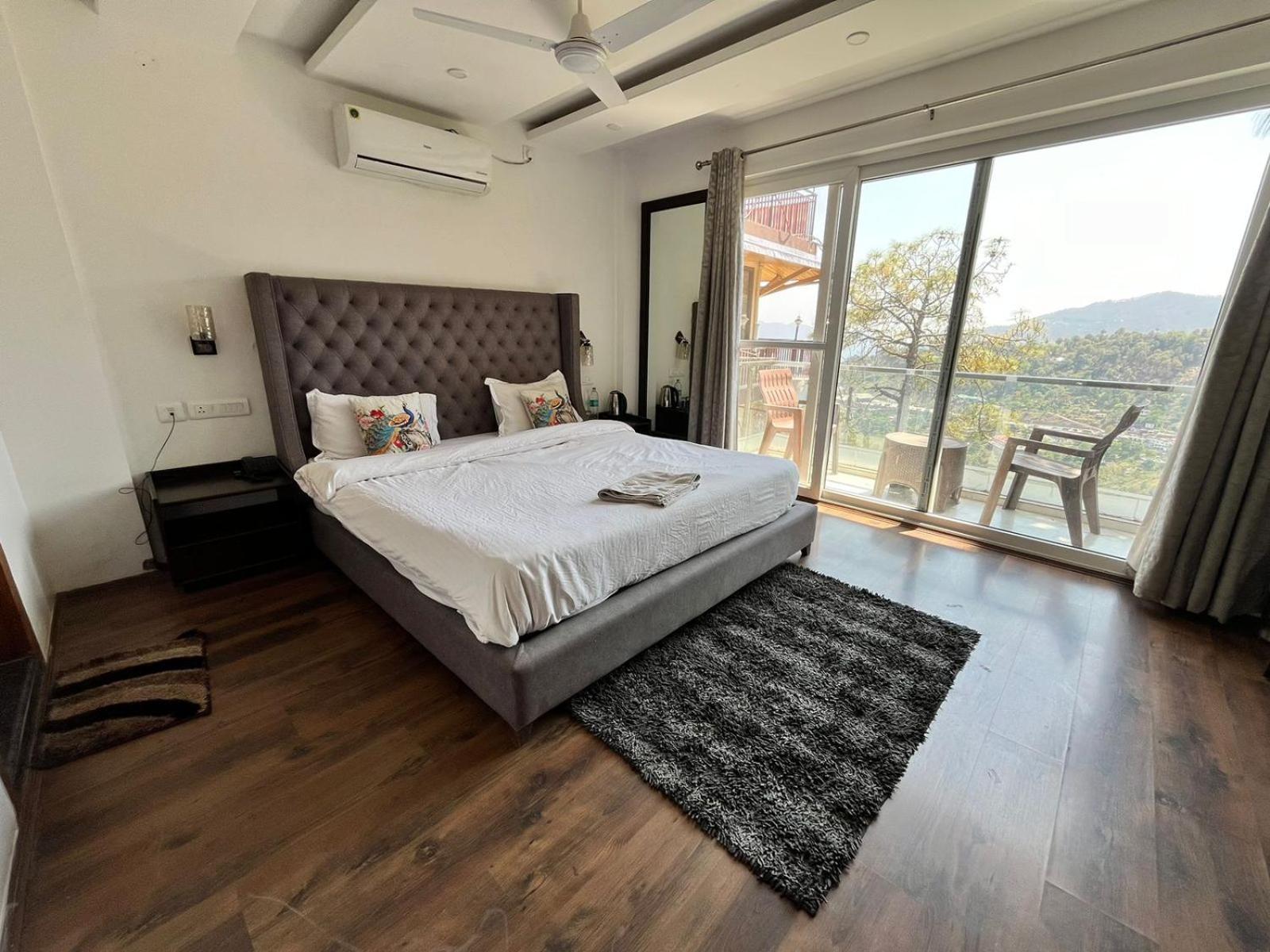 Bed and Breakfast Weekend Vibes Kasauli Exteriér fotografie